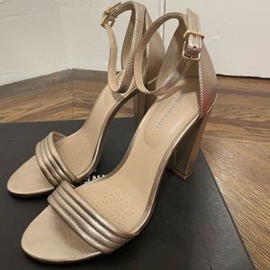 Kenneth Cole Gold High Heels